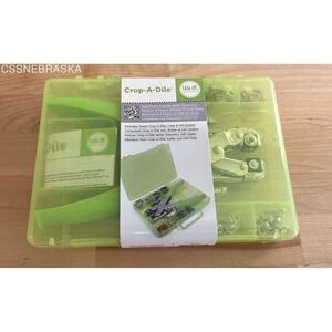 We R Memory Keepers Crop-A-Dile Hole Punch & Eyelet Setter Green Kit Case New